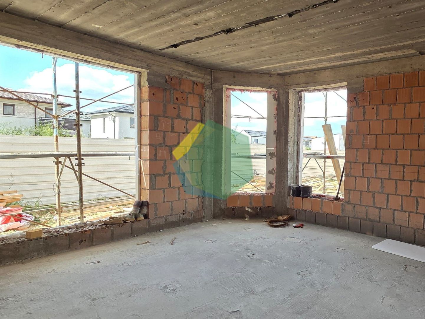 3 camere la curte, 160 mp teren și 2 parcări – Otopeni - Poză 14