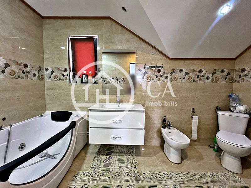 Casă de vânzare cu 4 camere în Cartierul Tineretului, Oradea - Poză 9