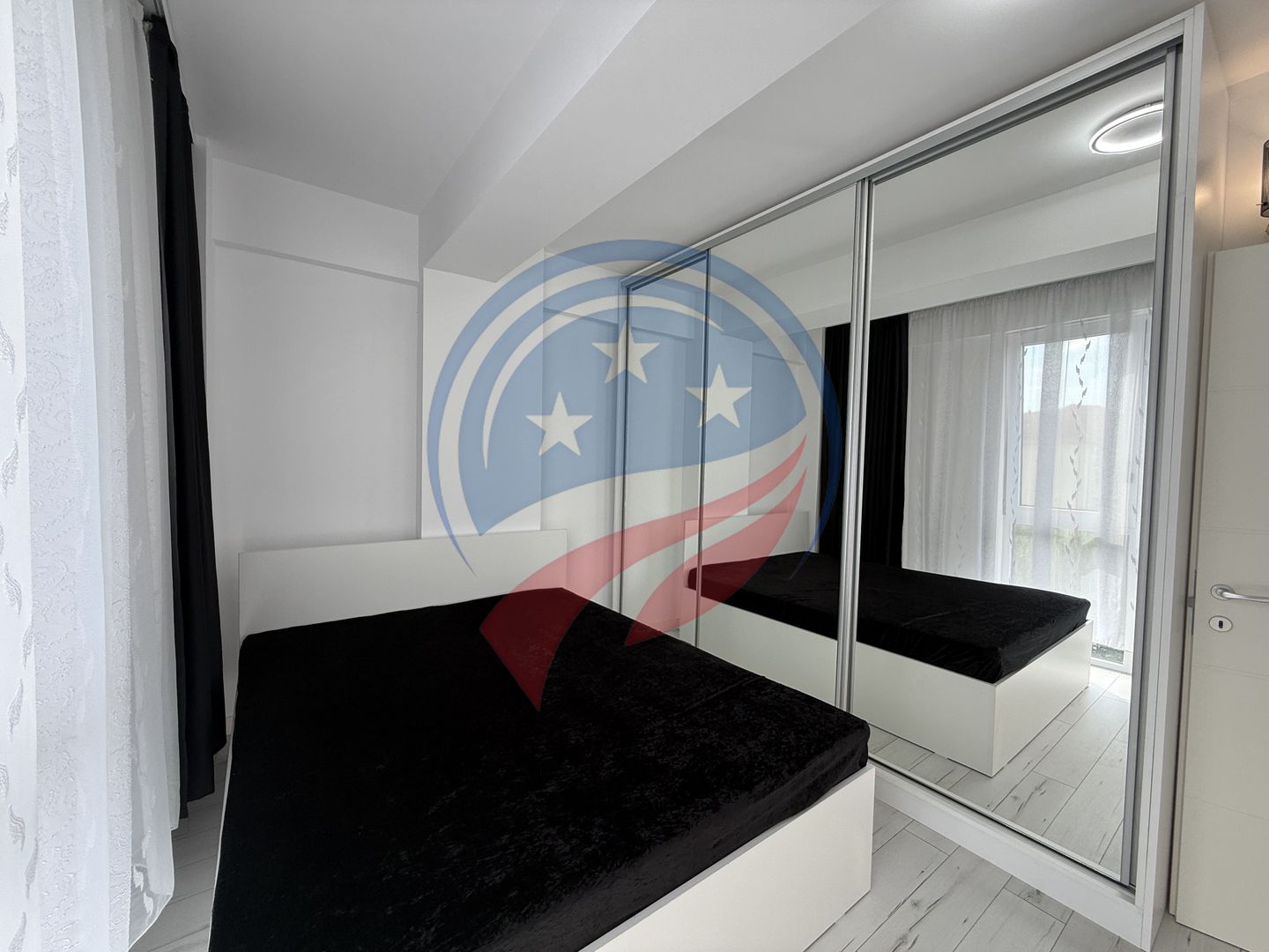 Apartament de vânzare în bloc nou/Craiova/Parcul Nicolae Romanescu - Poză 2