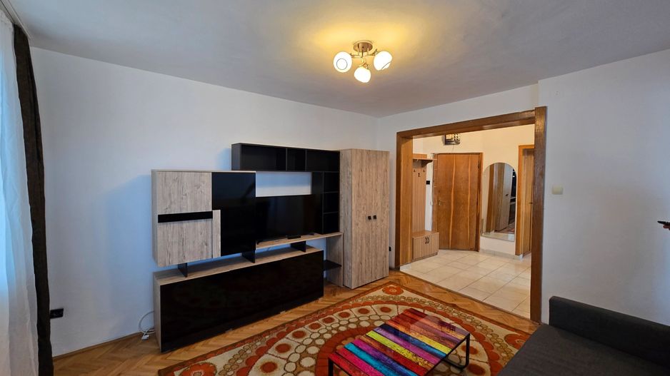 Apartament 2 camere,Etaj 6, Zona Circumvalatiunii - Poză 1