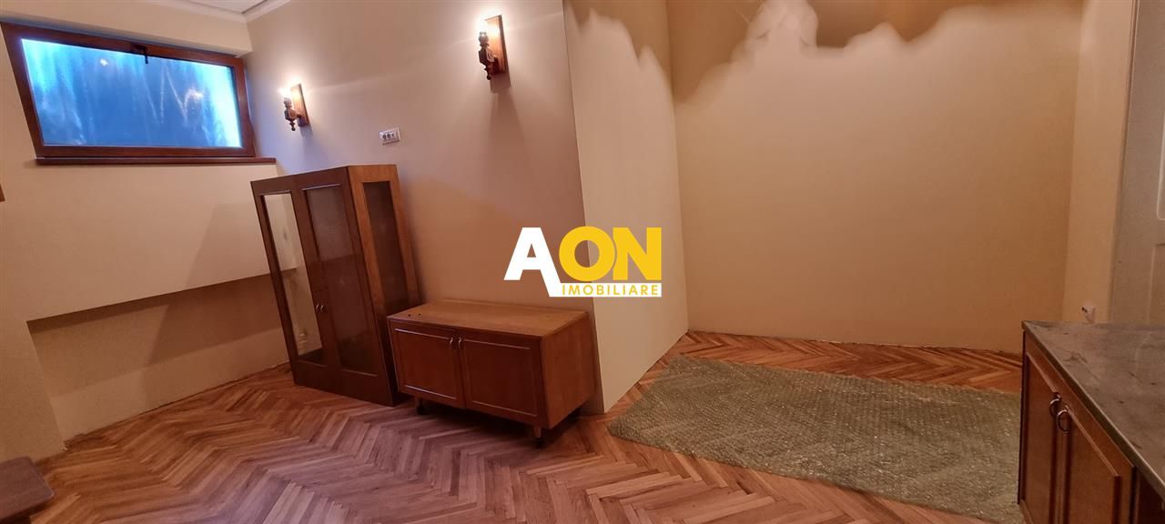 Spatiu Comercial Renovat cu Curte Interioara 7 Euro/mp - Poză 9