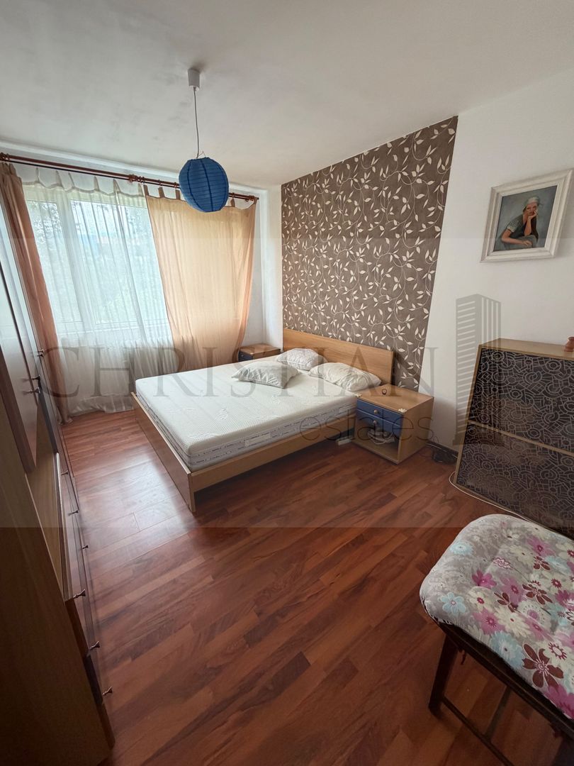 Apartament 4 camere 87 mp - Imobil 1965 - Etaj 1/4 - Poză 3