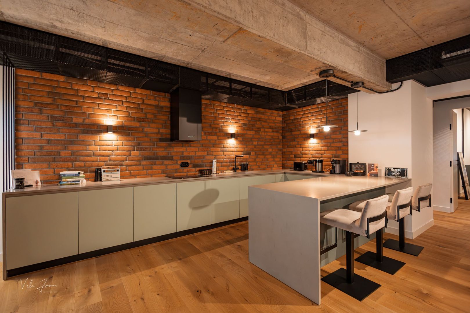 2 Camere PREMIUM || Parter cu Grădină 26mp || Brick Loft - Poză 3