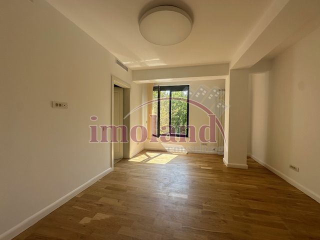 Imobil nou - inchiriere Office / Rezidenta - Primaverii - TVR - Poză 16