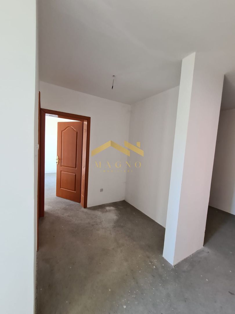 Cladire in orasul Kladovo / Serbia - Poză 3