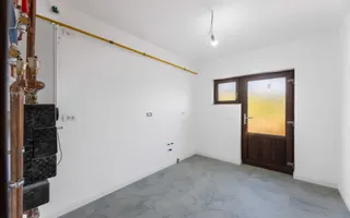 Eleganta, Confortul, Calitatea, liniste Vila P+M Garaj Pecica Arad - Poză 18