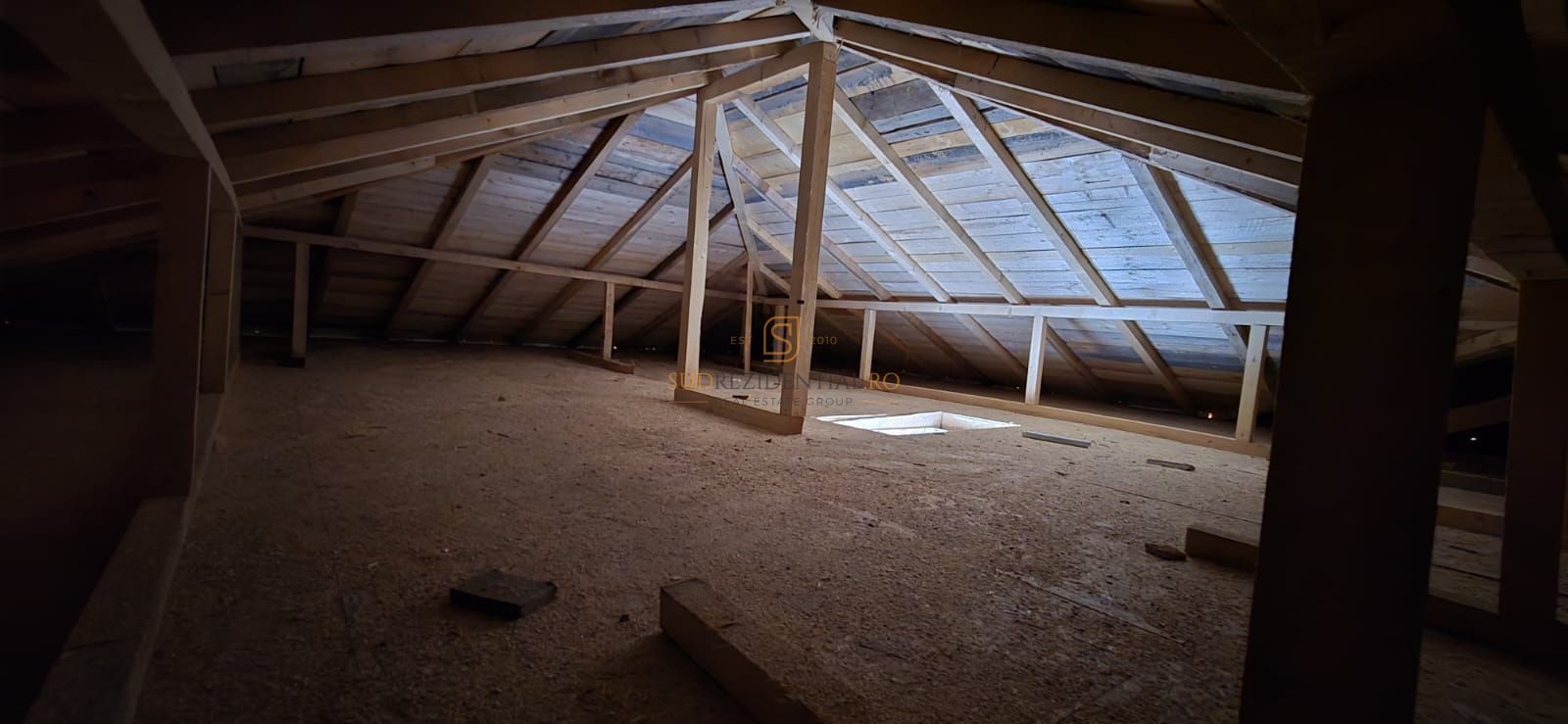 Casa individuala cu 3 camere si teren generos - Comuna Berceni, Ilfov - Poză 13