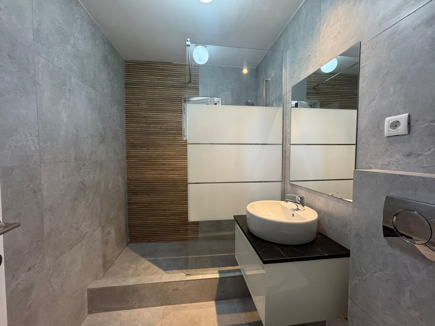 2 camere| DECOMANDAT| AVIATIEI - Poză 25