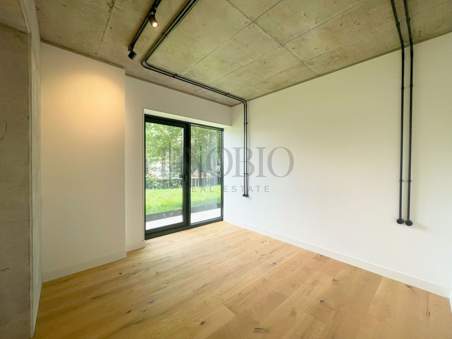 Apartament 3 camere / Curte / BrickLofts - Poză 2