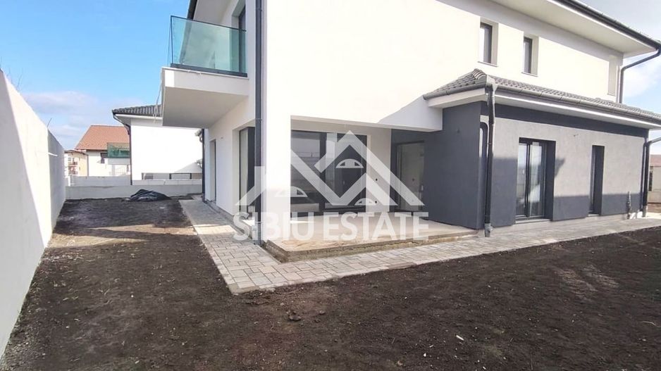 Casa individuala SIBIU, Selimbar, camere mari, 4 bai, garaj - Poză 3