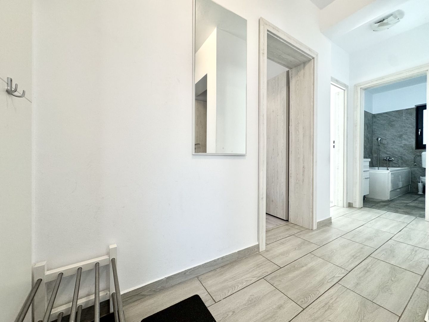 Confort și liniște: 3 camere cu curte – Lipovei - Poză 27