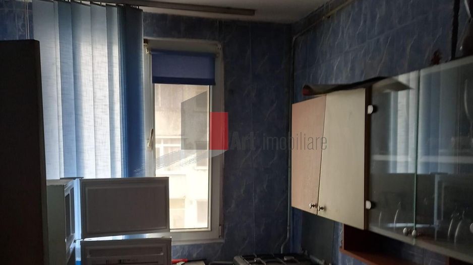 Vânzare apartament 3 camere - Poză 11