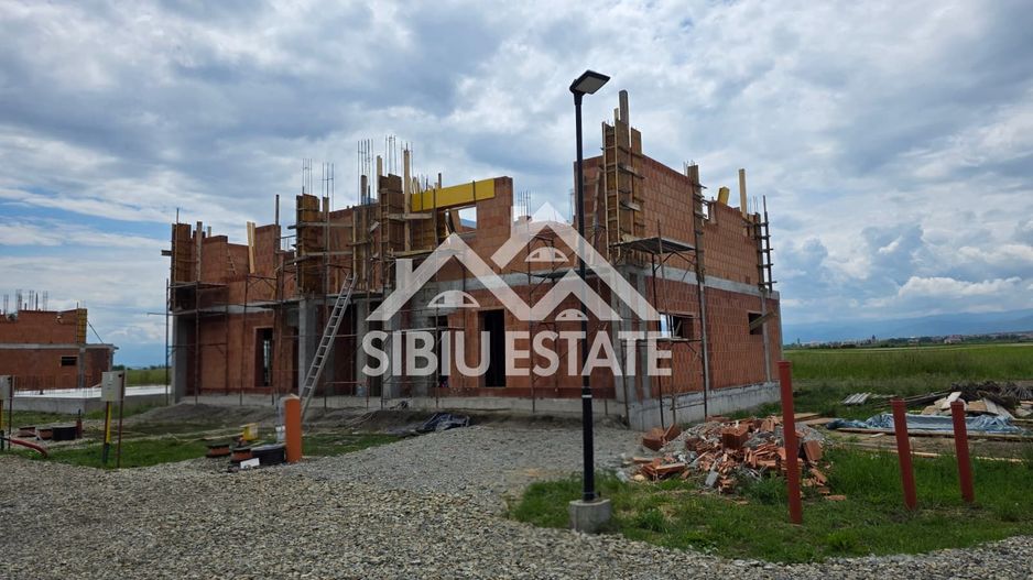 Casa in ansamblu premium, Sura Mica, Sibiu - Poză 4