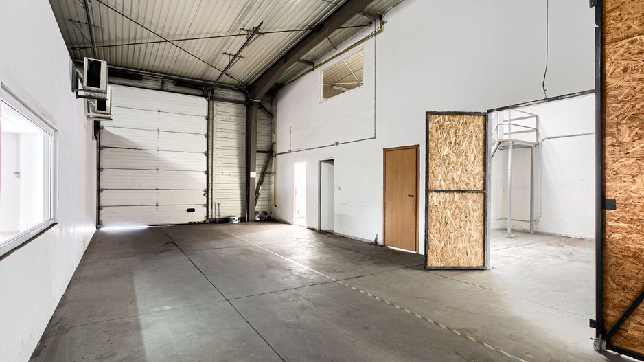 Hală Arad 883 mp - Poză 3