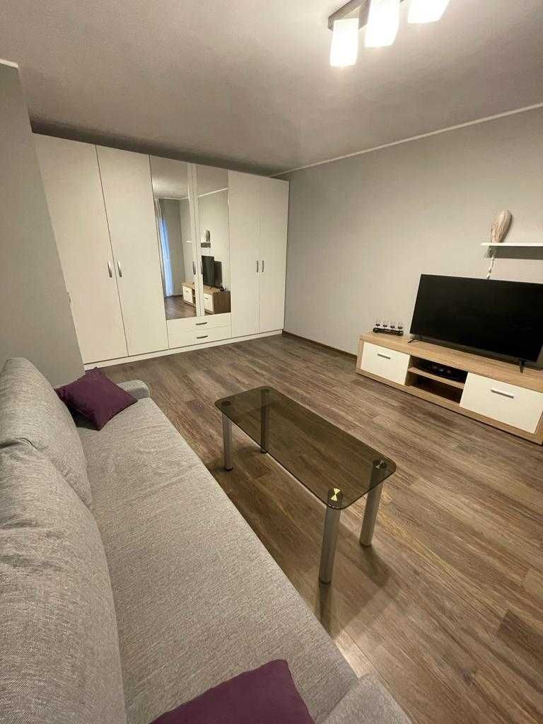 Garsonieră decomandată de închiriat Piața Sudului-Olteniței - Poză 5