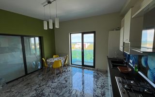 Penthouse cu Vedere Panoramica în Mamaia 295mp Utili și 47mp Terasă Parcare - Poză 9