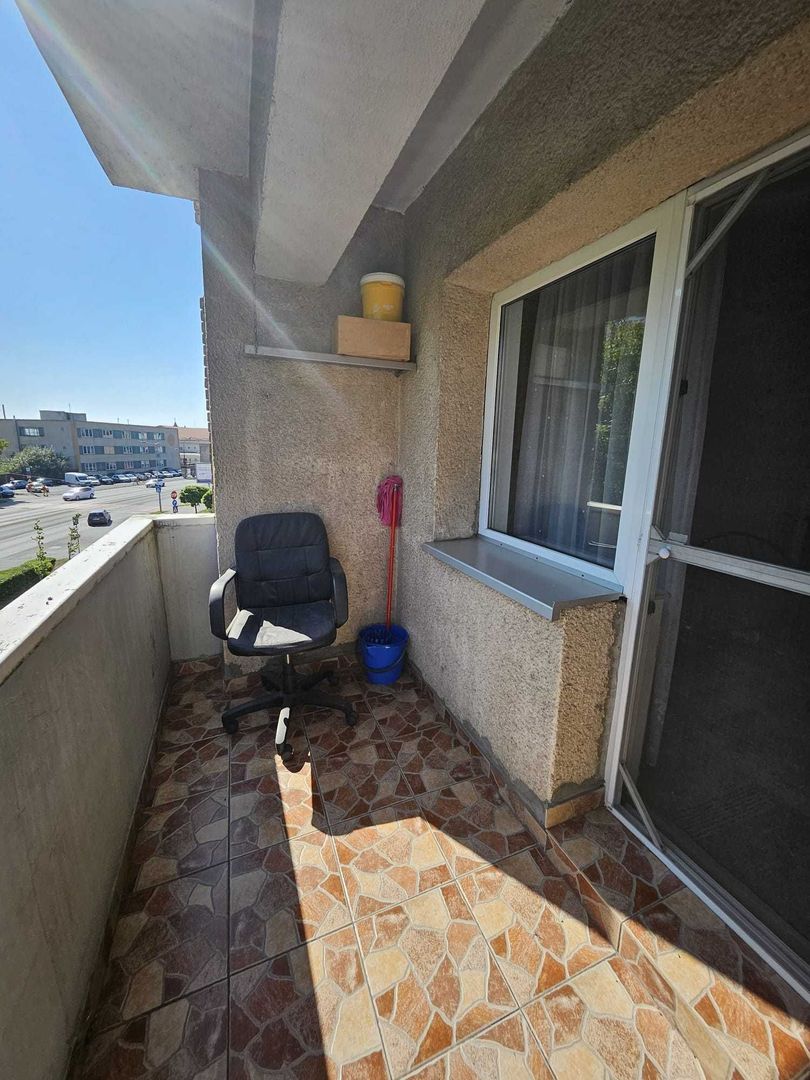 APARTAMENT 5 CAMERE 120000 euro negociabil - Poză 8