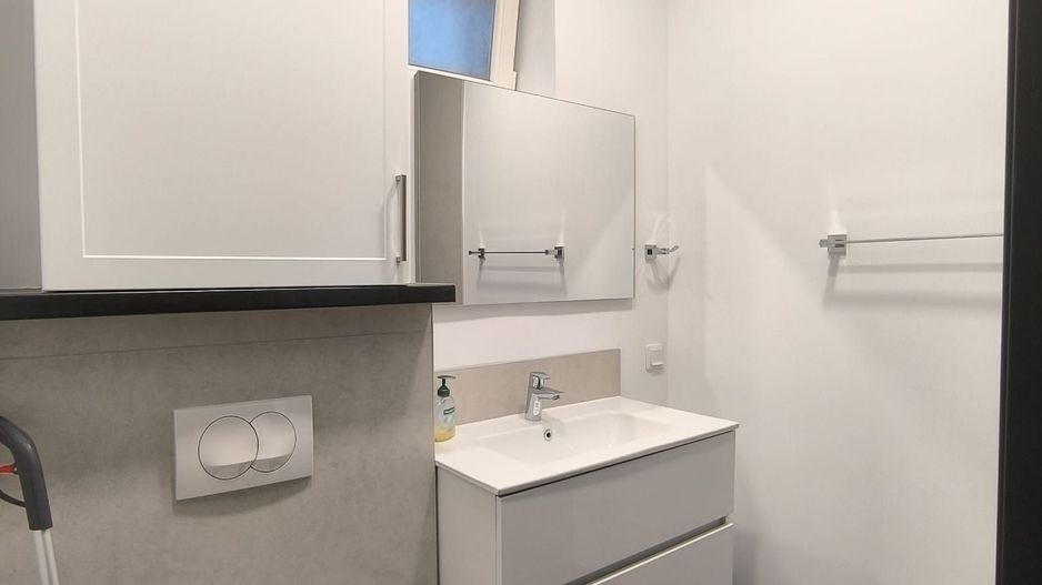 Inchiriere apartament 2 camere nou renovat si curte strada Horea - Poză 6