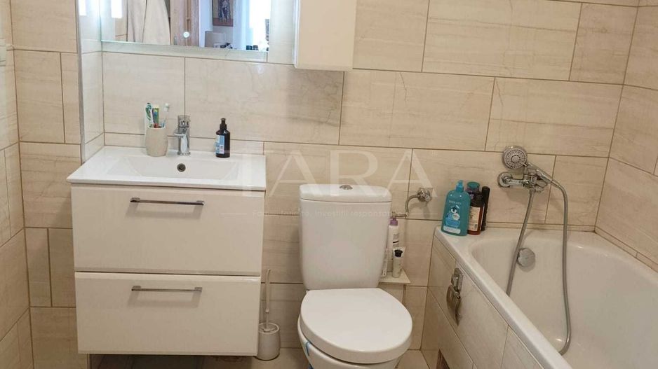 Vânzare apartament si curte in zona Lidl - Poză 6