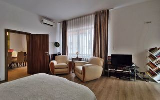 Vanzare | Apart.2 Camere | etajul 1 | langa Parcul Balcescu | Oradea - Poză 8