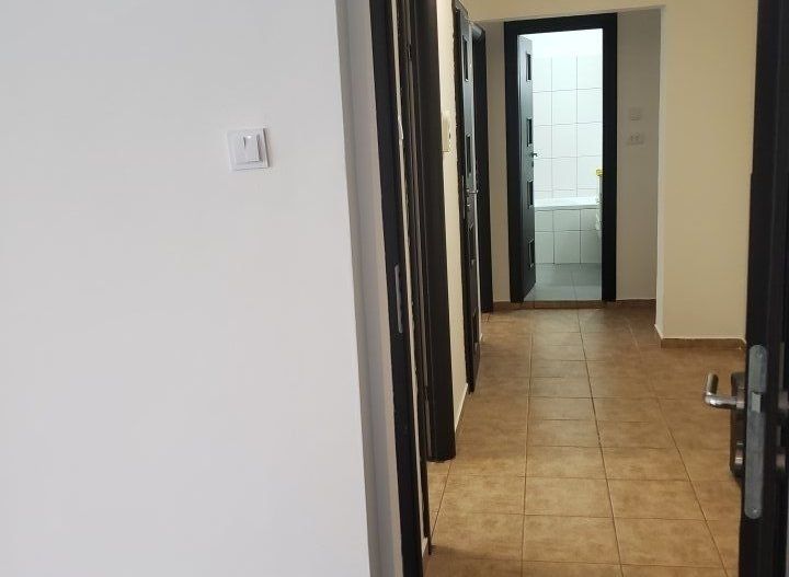 Inchiriez Apartament 2 camere - Poză 7