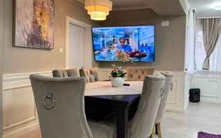 Casă spațioasă în Varias, împărțită în două unități cu acces separat - Poză 3