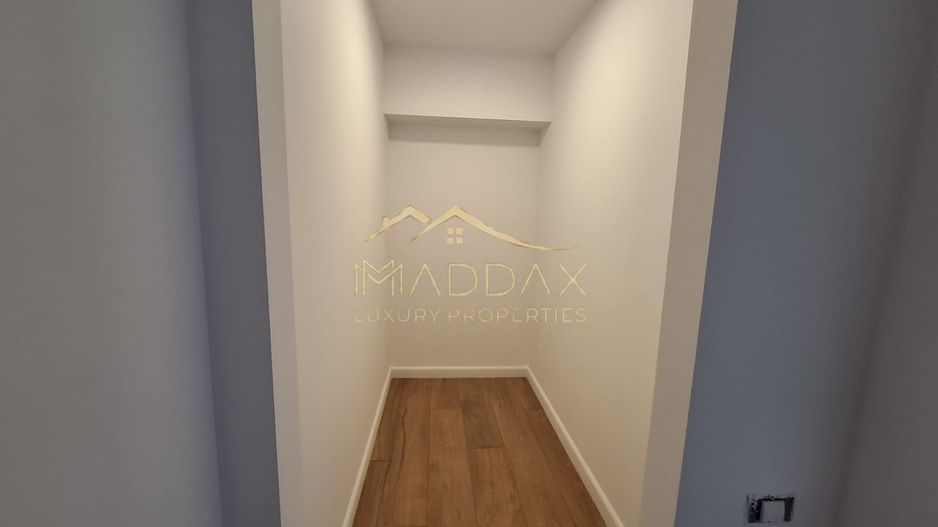 Apartament cu 4 camere + terasa*** 178 mp***Promenada Mall - Poză 9