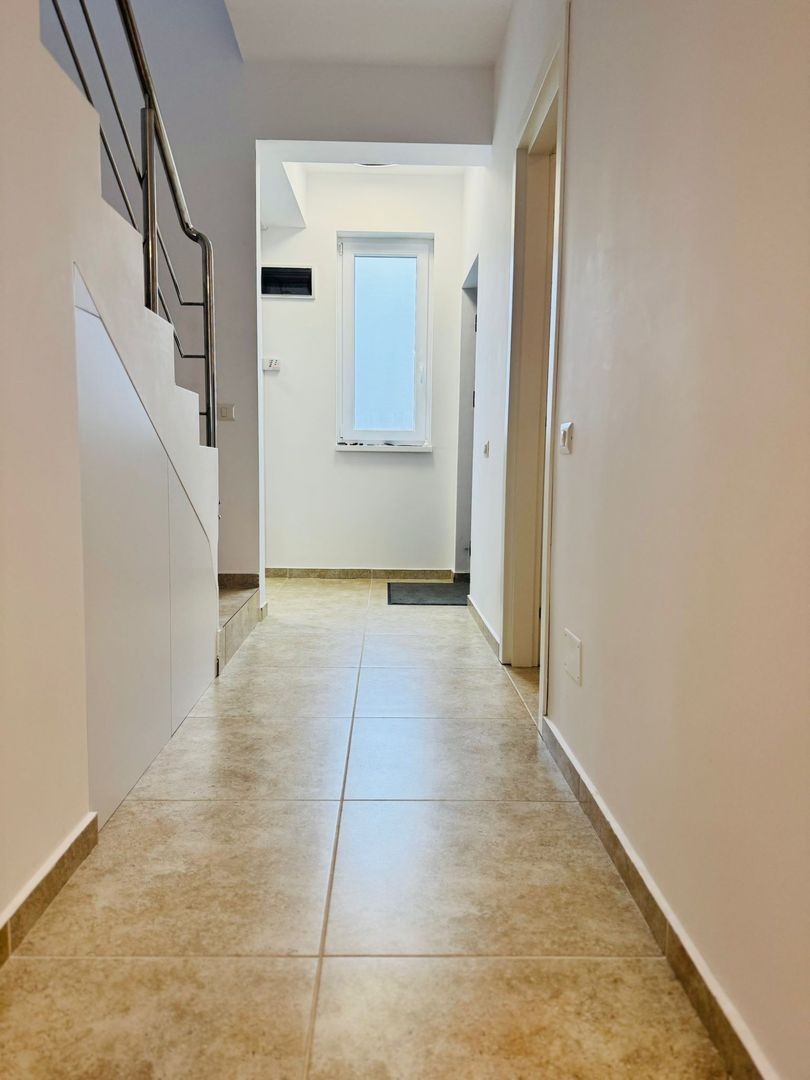 Vilă 3 camere mobilata 3 locuri parcare  Safirului Bragadiru - Poză 8