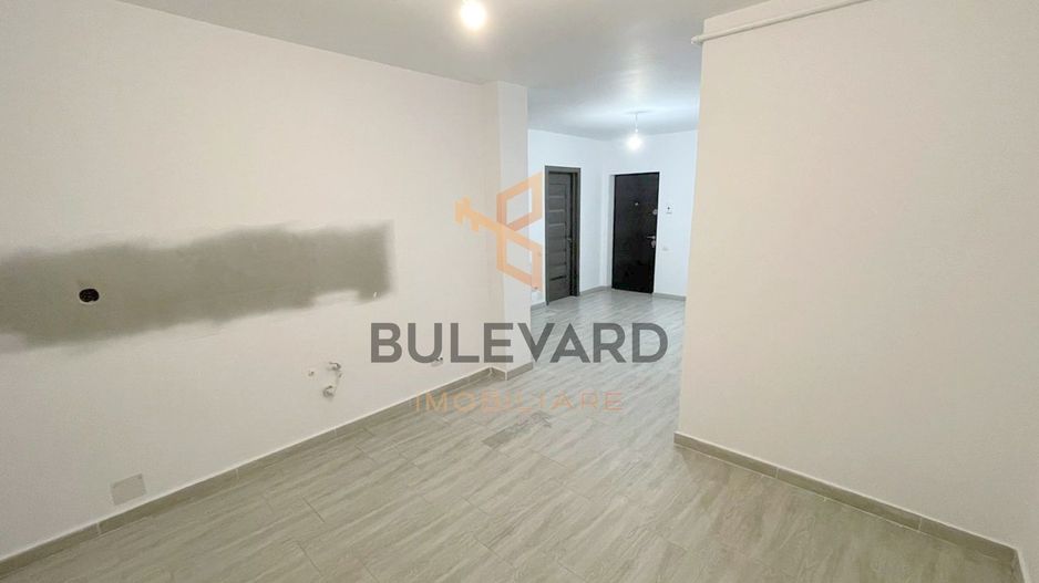 Apartament cu 2 camere + parcare, zona Vivo! - Poză 1