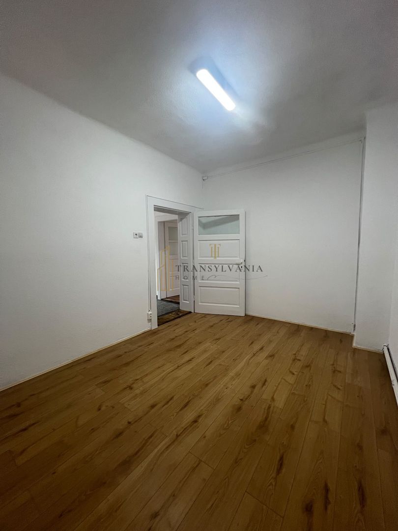 Casă individuală cu teren generos de 1.000 mp - Poză 11