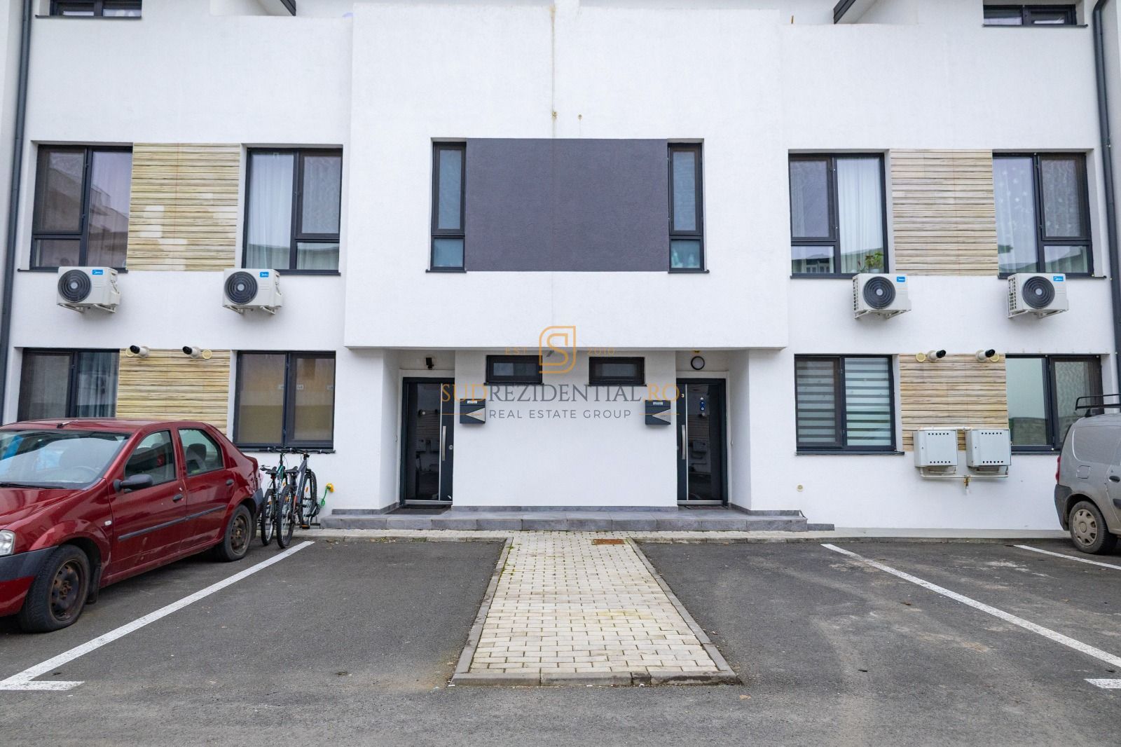 Vanzare vila 4 camere – complet mobilata si utilata, Str Teius - Poză 3