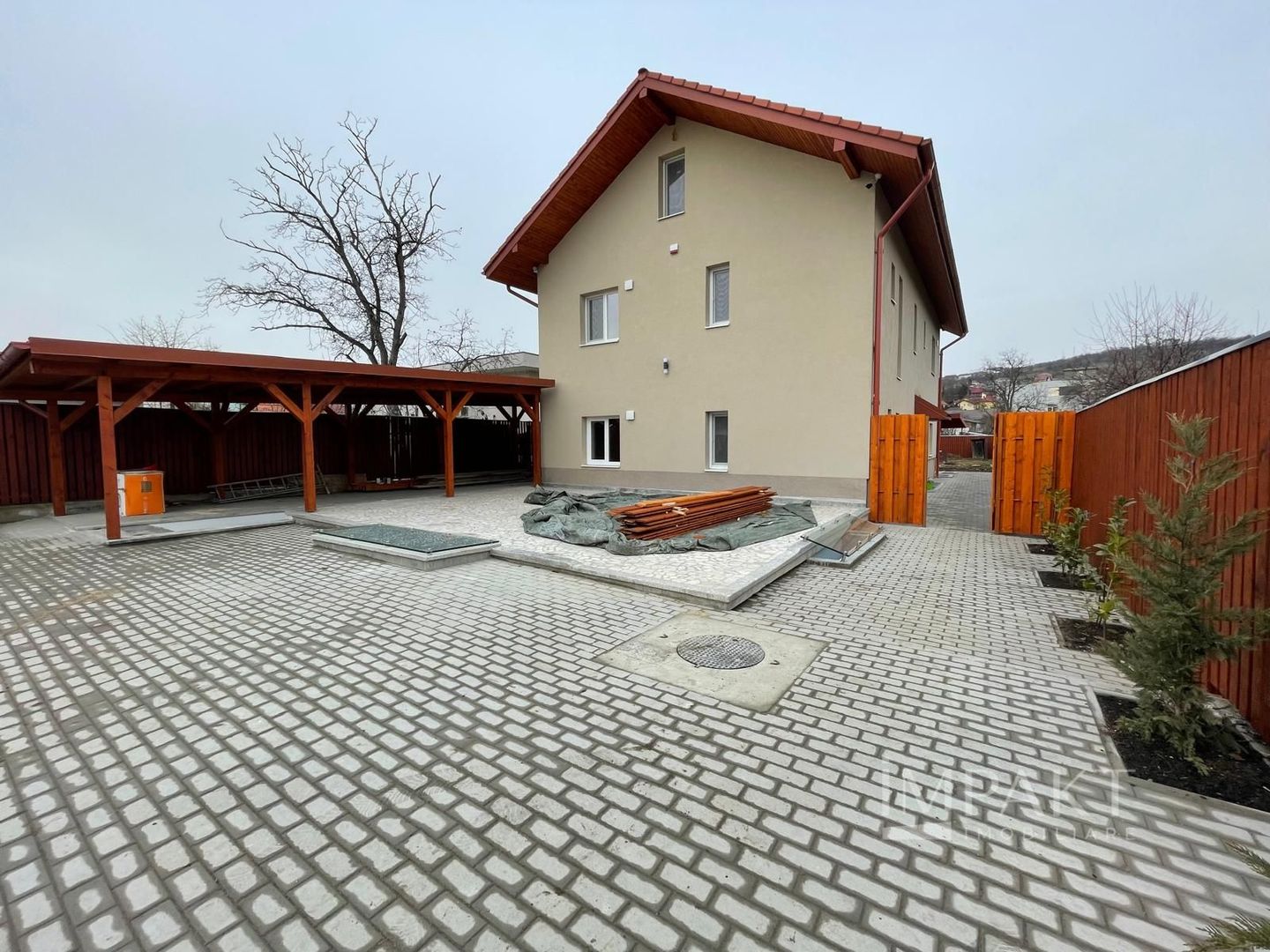 Casa moderna aproape de viitorul mall din Iris!!! - Poză 1