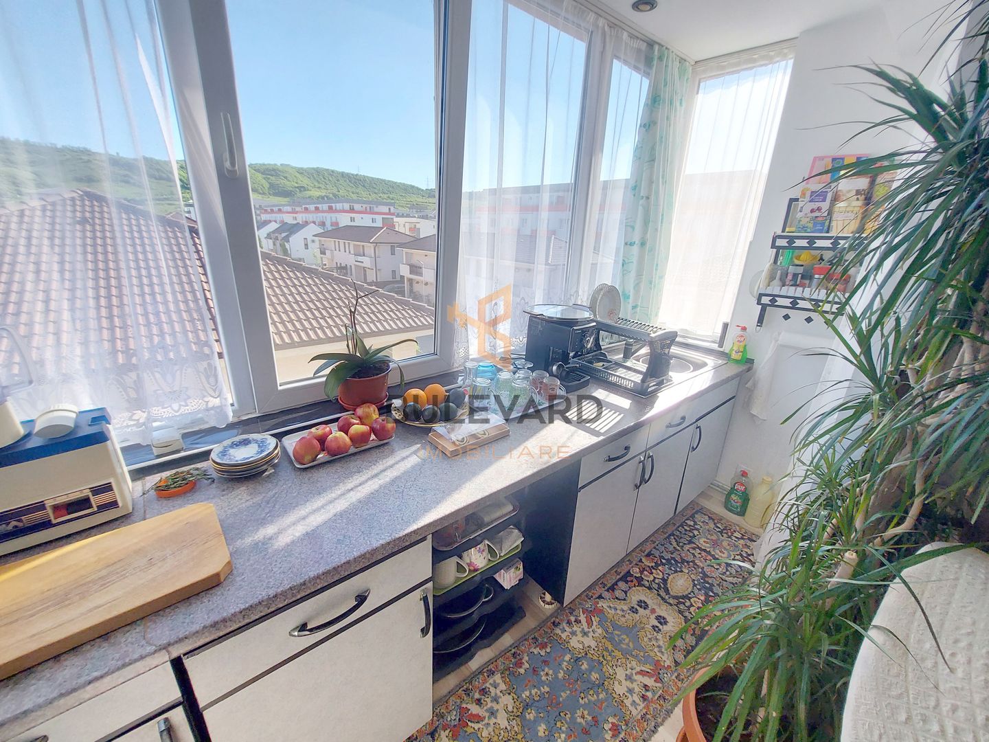 Apartament cu 3 camere, zona Terra! - Poză 9