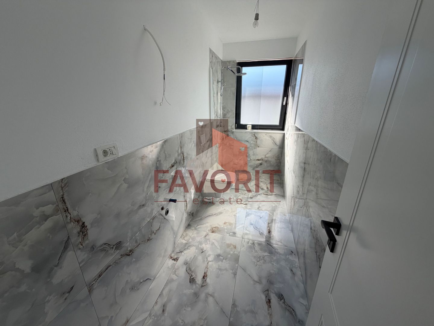 Casa individuala. 172 mp utili. Garaj. Disponibila imediat - Poză 37