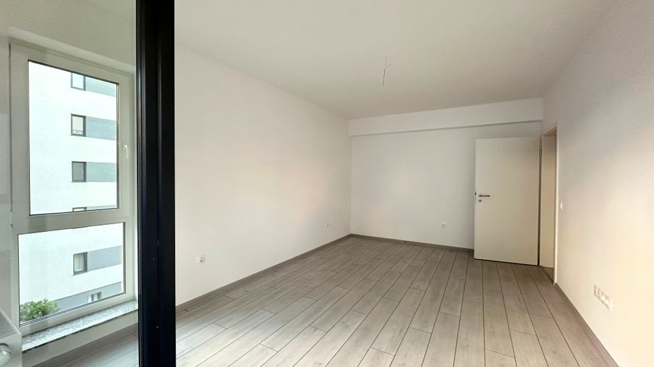 VÂNZARE APARTAMENT 2,5 CAMERE  NOU NELOCUIT - Poză 7