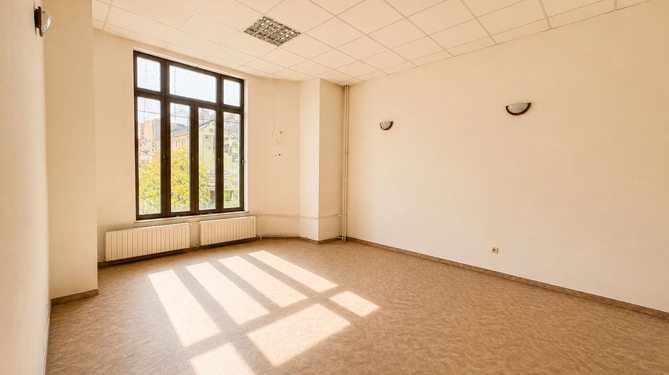 Spațiu de birouri zona centrala - langa primarie - Poză 24
