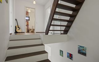 Casă P+1+M I curte 500 mp — Comision 0 - Poză 10