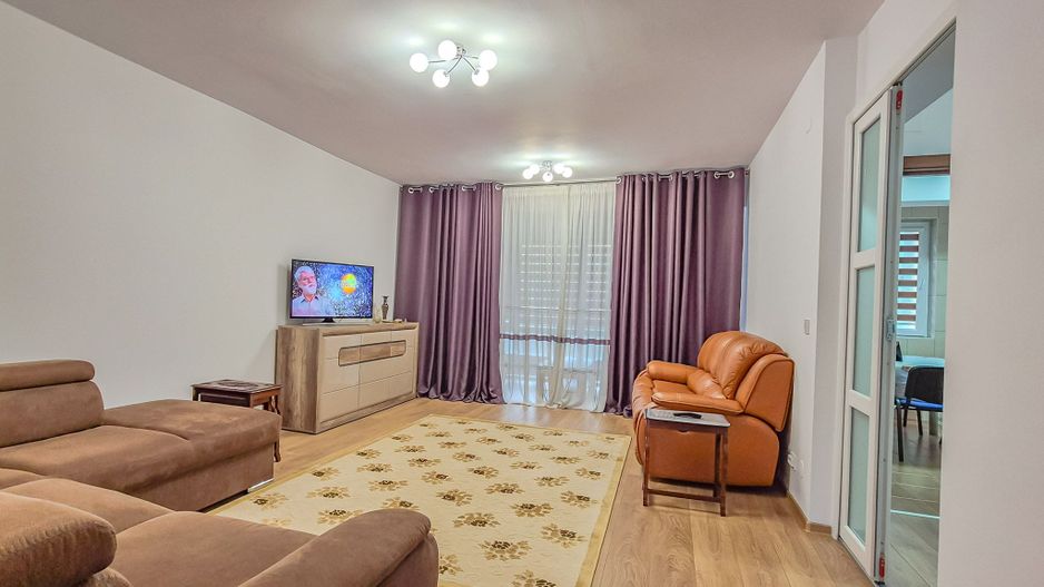 Apartament Spațios de 2 Camere | Zona Răcădău | 2 Băi | Loc de Parcare - Poză 1