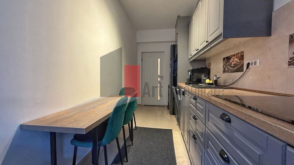 Apartament 3 camere, 80 mp si parcare inclusa Padurea Roşu -Militari - Poză 4