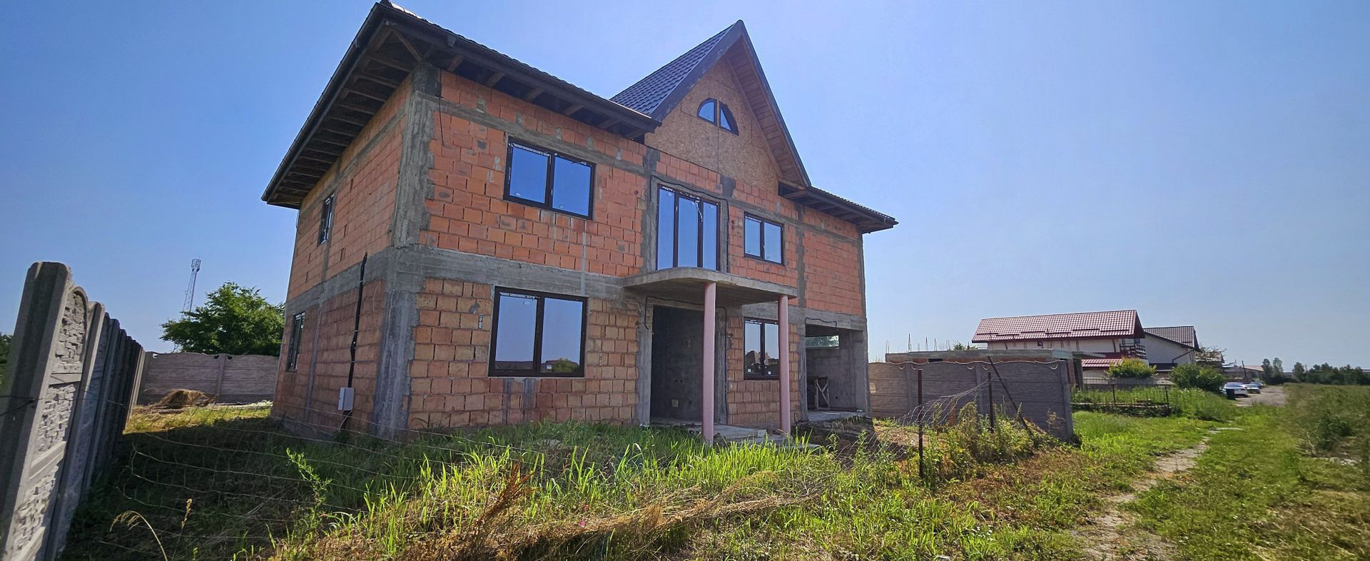 CASA INDIVIDUALA TEGHES, 4 CAMERE, GARAJ INTERIOR, COMISION 0% - Poză 1