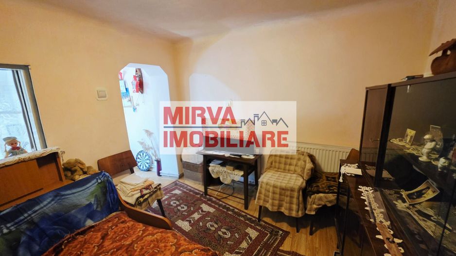 Casă 4 camere, 685 mp teren, renovată 2011 – Mănești, Zalhanaua - Poză 41