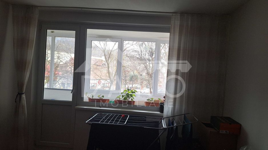 Apartament 2 camere in bloc reabilitat termic - Poză 5