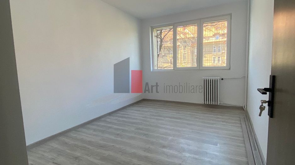 Apartament 3 camere Grivita - Poză 3