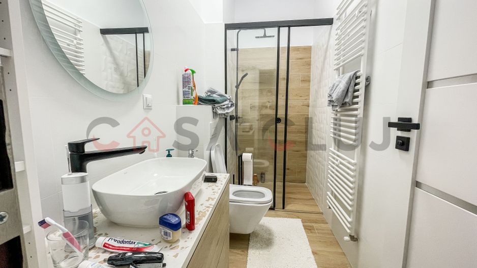 The Nest - apartament premium cu 3 camere, terasa si doua bai - Poză 8