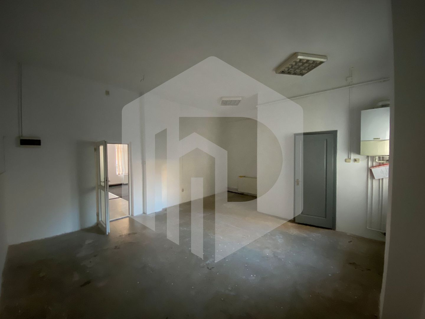 Spatiu comercial de inchiriat- 70 mp- Vasile Aaron- 2 intrari - Poză 8