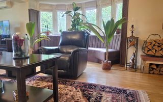 Vilă excepțională cu lift, piscina și teren de 1000 mp | VOLUNTARI - Poză 2