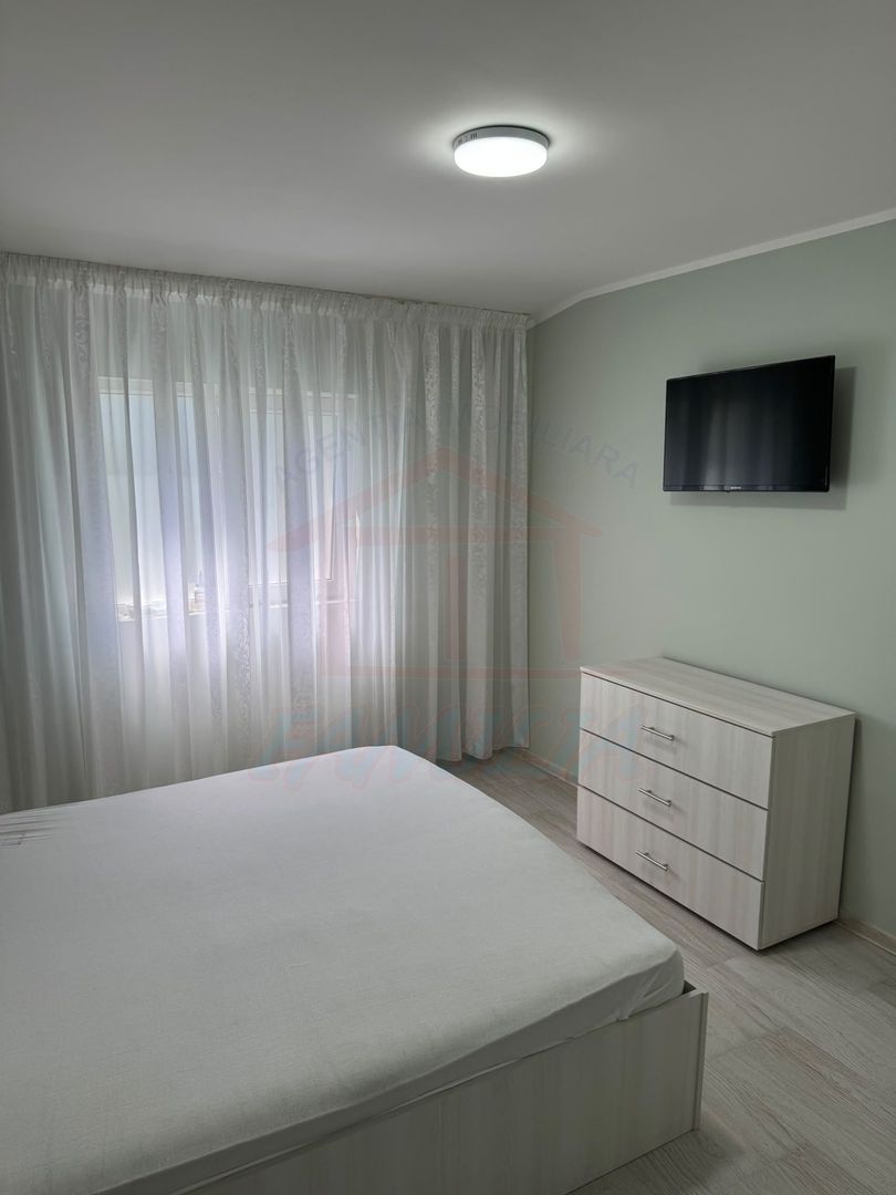 CAMERĂ DE ÎNCHIRIAT – CASĂ | 250 €/LUNĂ - Poză 3