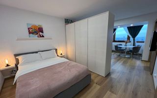 Garsoniera moderna, renovata, cu vedere panoramică – Parcul Tractorul, Brașov - Poză 12