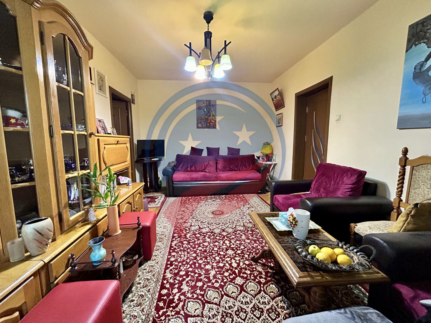Apartament 2 camere semidecomandat | Semicentral | Etaj 3 | Mobilat și utilat | - Poză 2