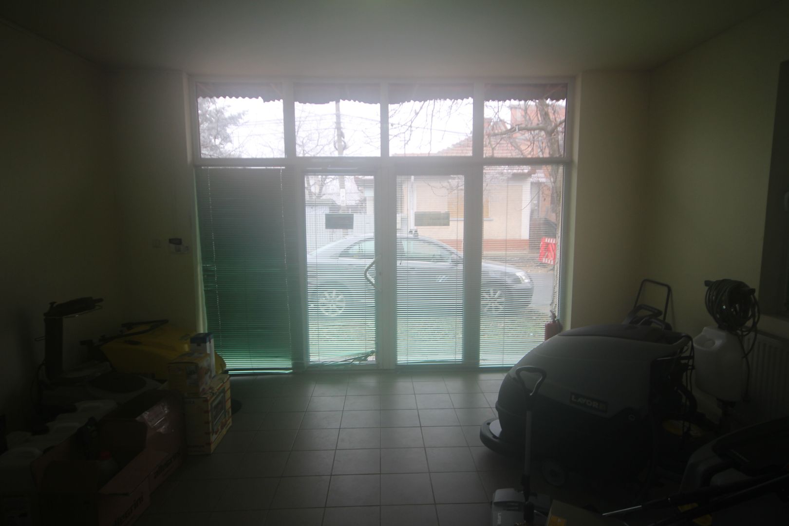 Imobil  cu destinatie mixta - Poză 4